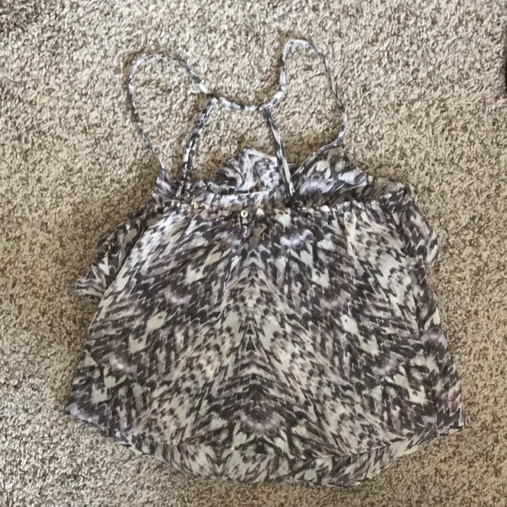 Nine Bird Ruffle Top - Picture 4 of 4